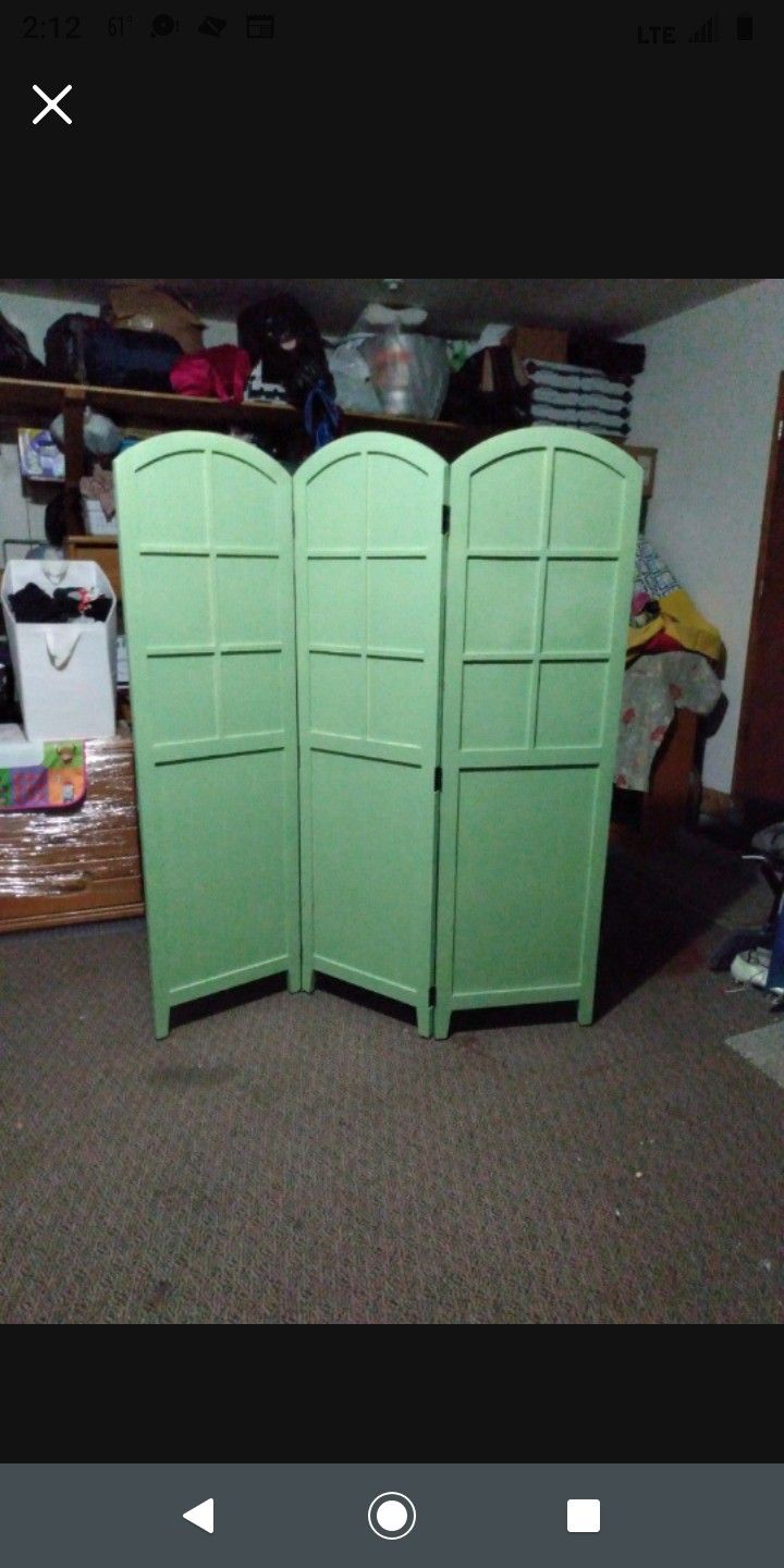3-panel Room divider of 21 "each panel and 6F H
