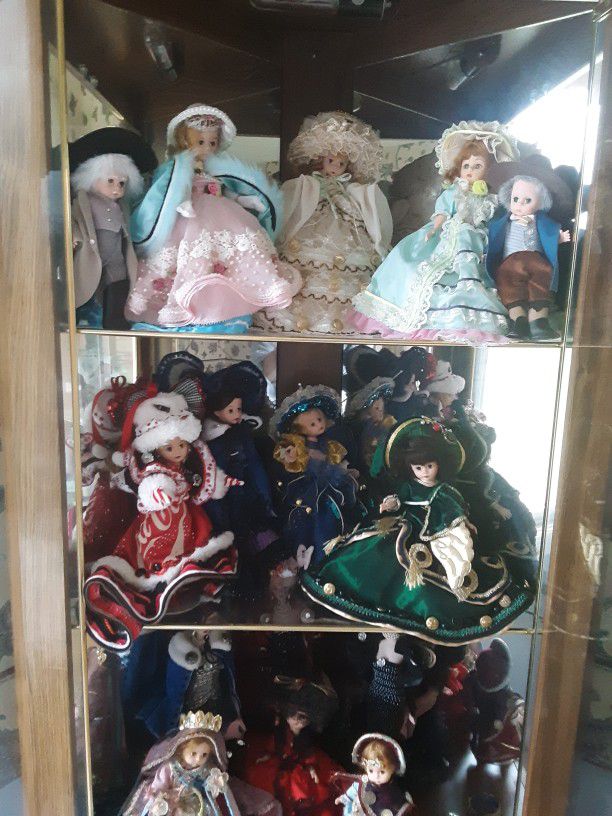 Madame Alexander Doll Collection ,vintage.  