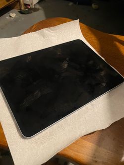 MINT CONDITION IPAD AIR