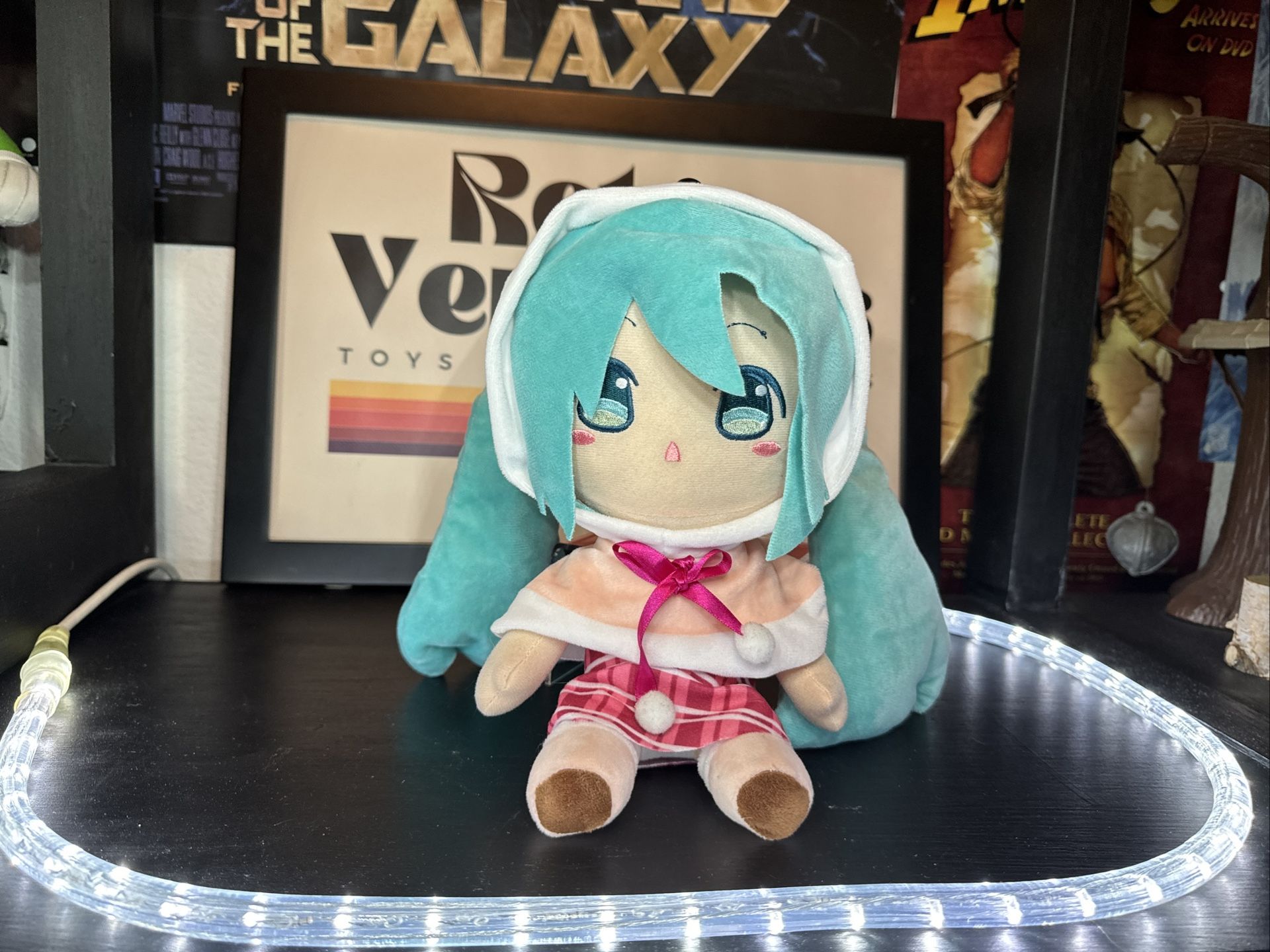 Hatsune Miku Plushie (Xiumui) 10” Plush VG+