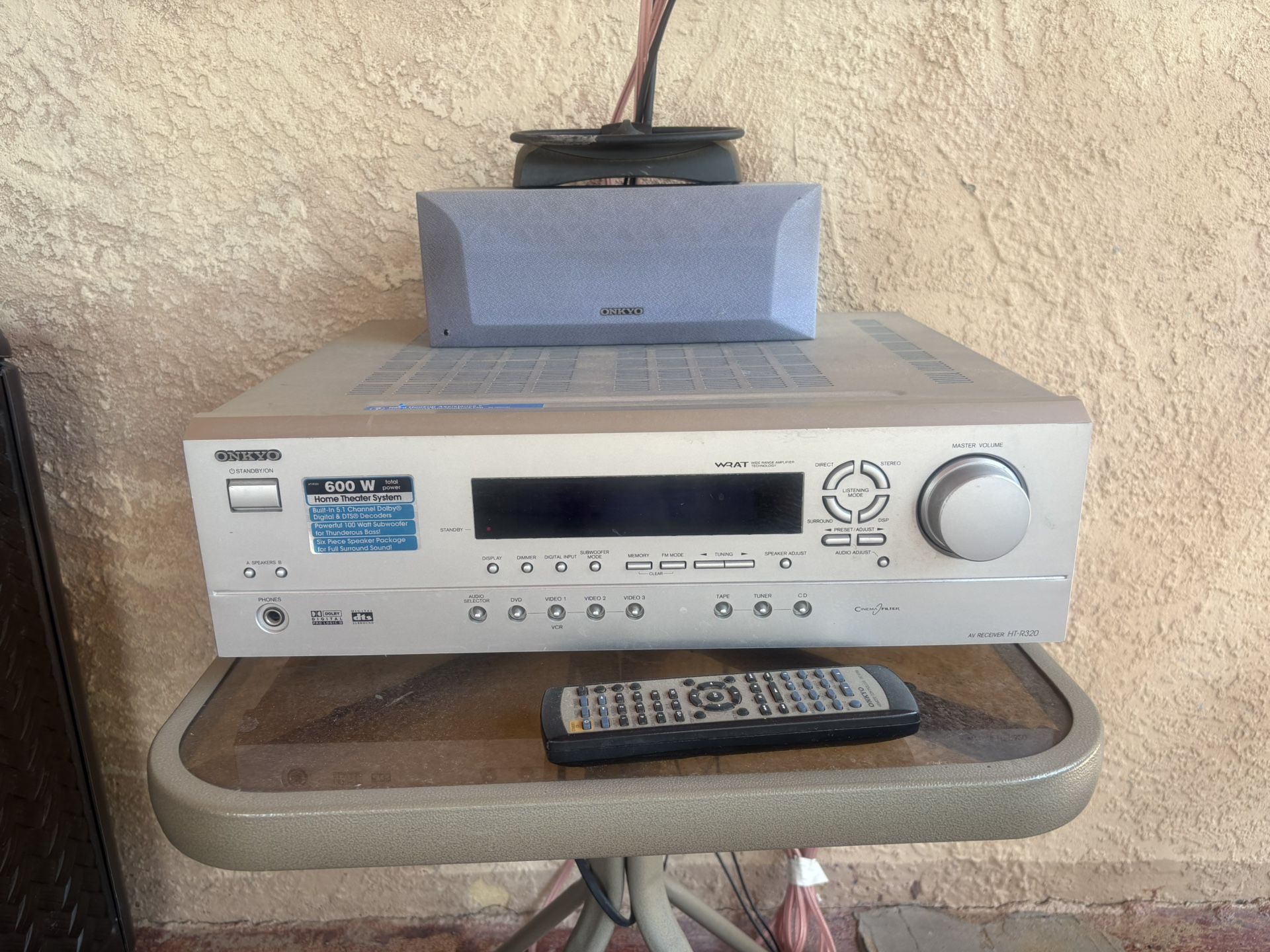 Stereo With Speakers