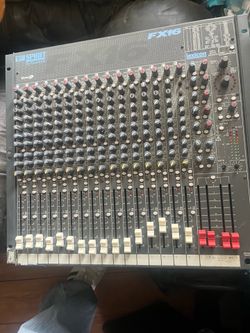 Sound check Spirit FX16 mixer