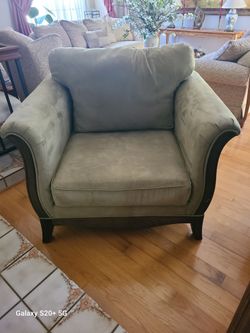 Free Large upholstered chair
