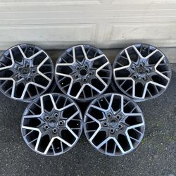 2024 Jeep Wrangler OEM 18” 5 Rims Wheels Gladiator Rubicon JL JK