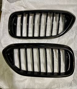 2017-2020 BMW G30 530i 550i M550i Carbon Fiber Front Grilles