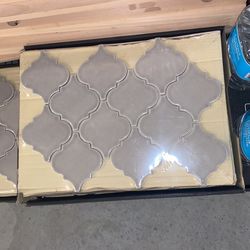 70 Pieces Of Backsplash