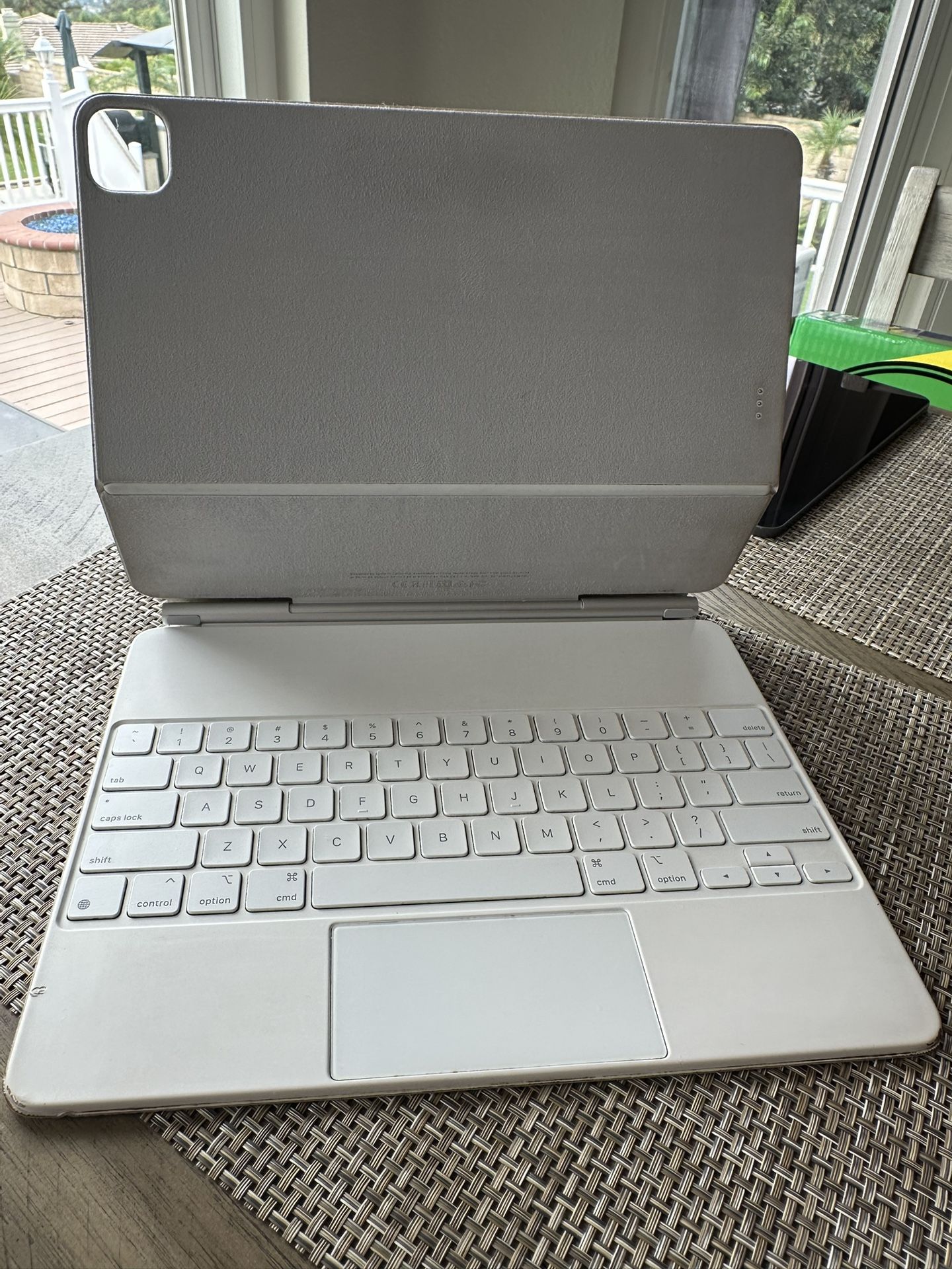 Apple Magic Keyboard iPad Pro 12.9” - A2480