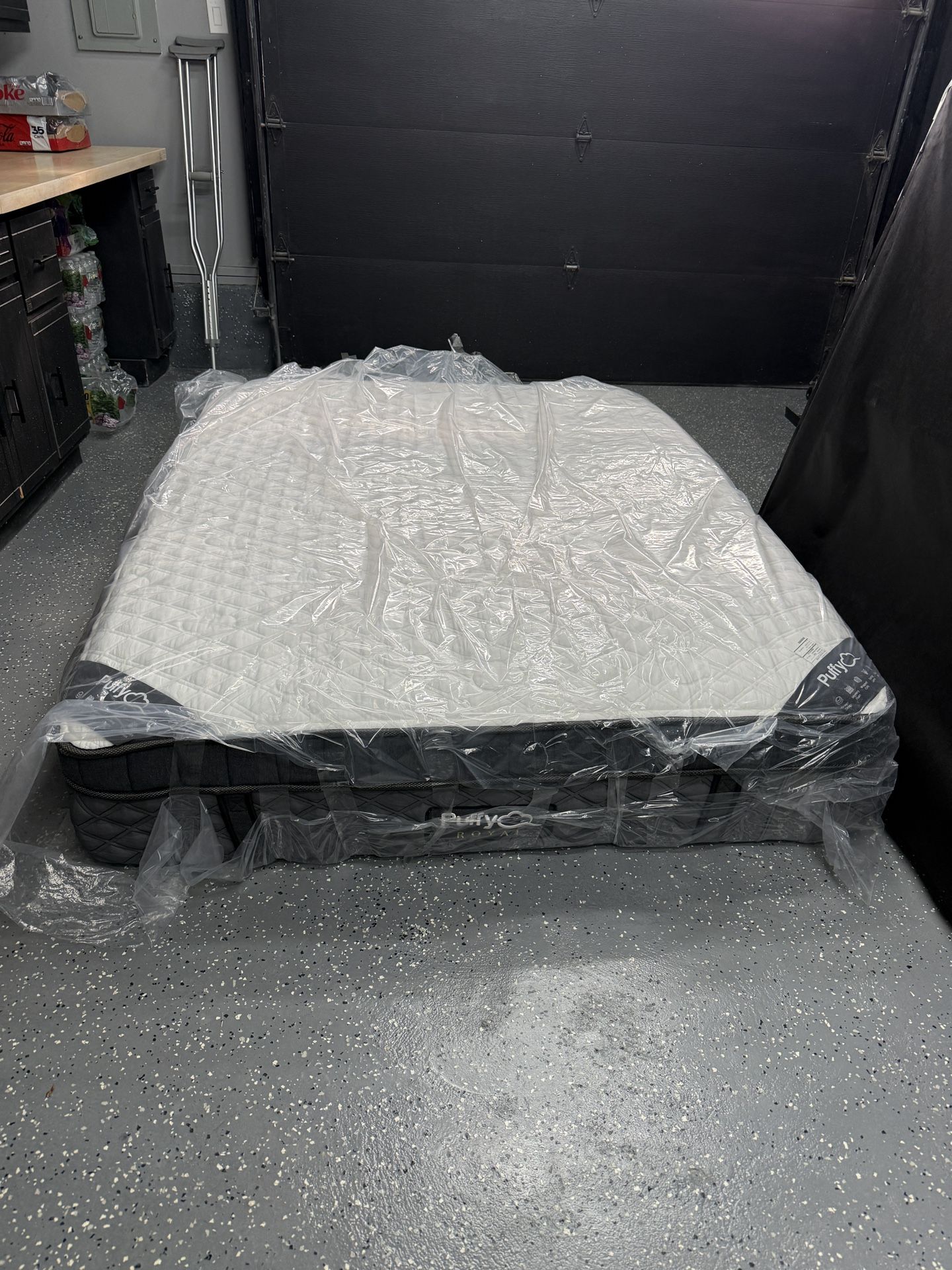 Puffy Royal Hybrid Queen Mattress Like New