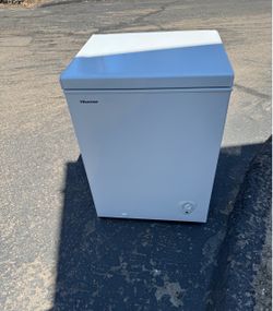 Freezer household deep chest (free local delivery) $400 firm
