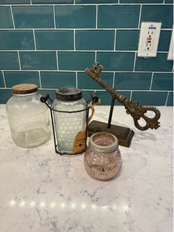 Cute lot of 4 items, 2 vintage
