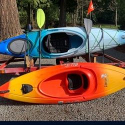4 Kayaks With Ors And Trailor