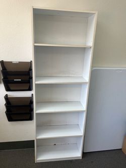 Bookshelf tall white 4 shelves