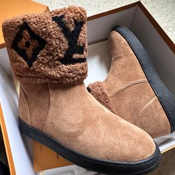 Louis VUITTON ANKLE SNOW BOOT UGGS BROWN GIANT FLOWER 8 Size