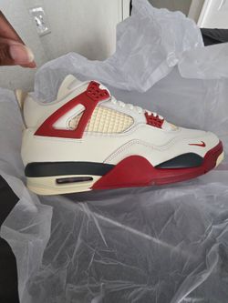 Jordan 4 Retro OG
Nigel Sylvester Brick After Brick