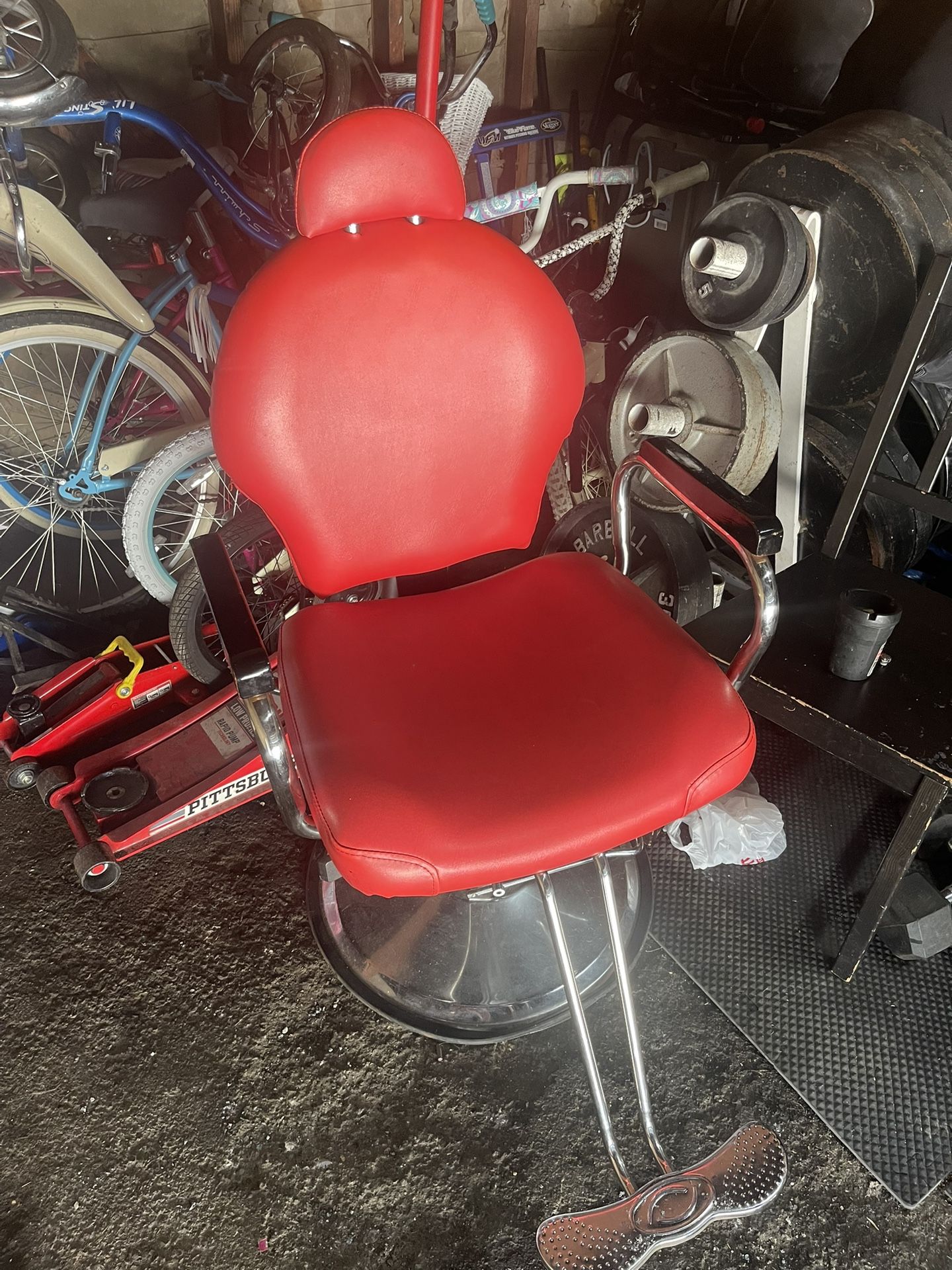 Barber Chair / Hair Stylist Chair,All Products : American Fashion Style Bags On Sale