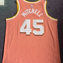 Donovan Mitchell Cleveland Cavaliers City Edition Nike Dri Fit Size XL Jersey