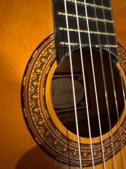 REAL spanish guitar W /HSC L@@K!