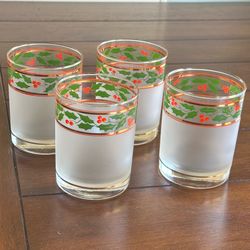 Vintage Christmas Holly Garland Frosted 14oz Glasses x Culver | 4 pieces