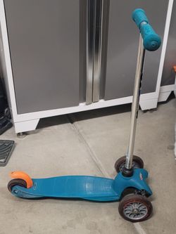 Kids Teal Blue MICRO Scooter
