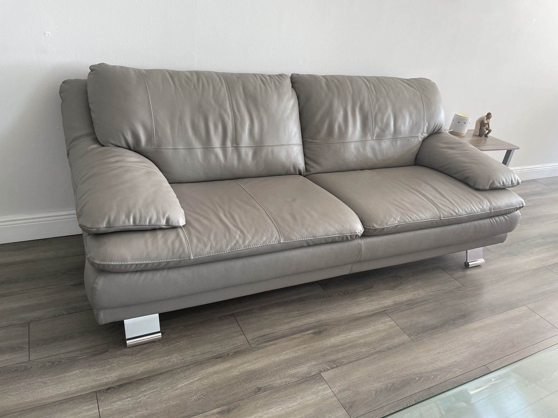 Rio Light Gray Leather Sofa