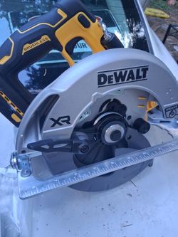 Dewalt 20V XR Circular Saw