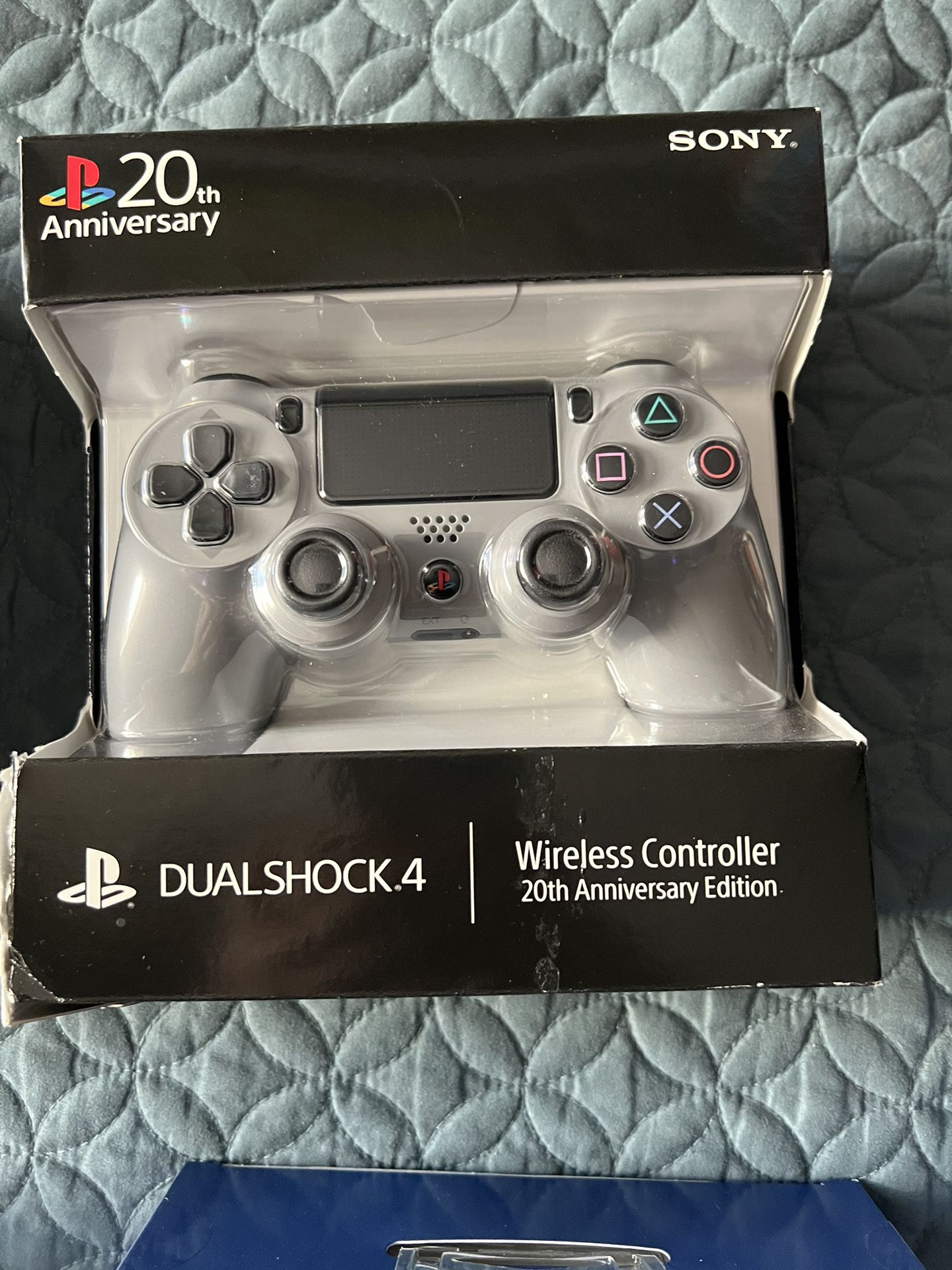 20th Anniversary Edition PS4 Control for Sale in Bellflower, CA
