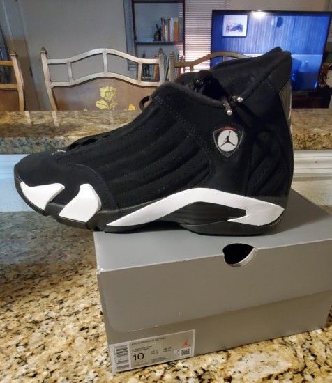 AIR JORDAN 14 RETRO BLACK WHITE MEN SIZE 10