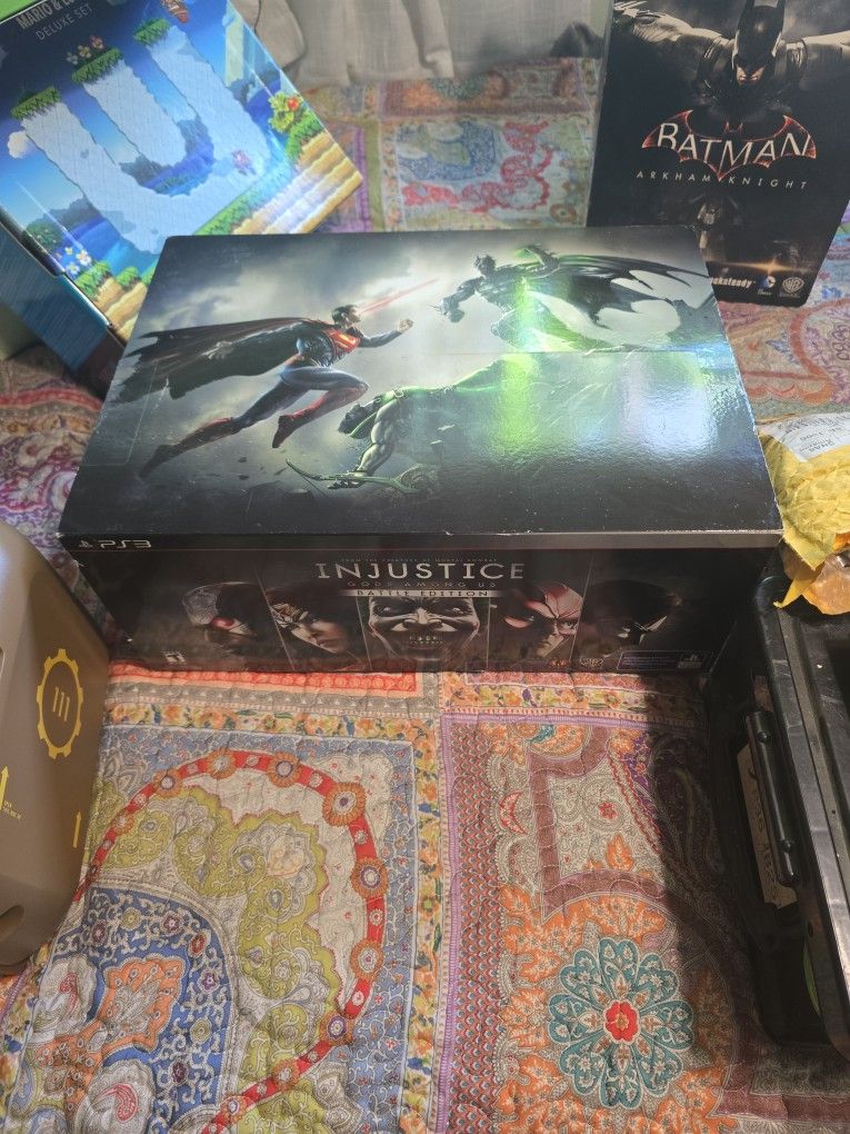 Injustice God's Among Us Battle Edition ( Just The Box)