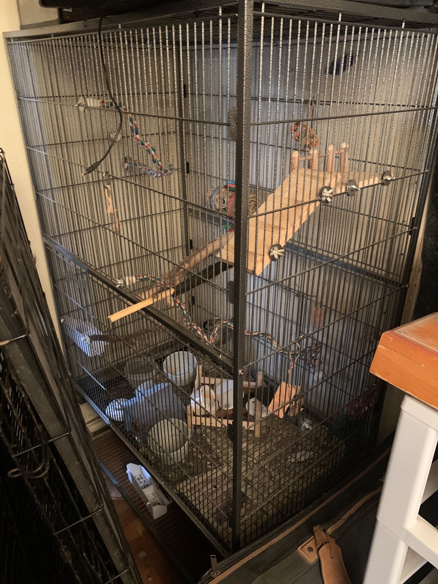 Large Parrot Cage And Dog Cages