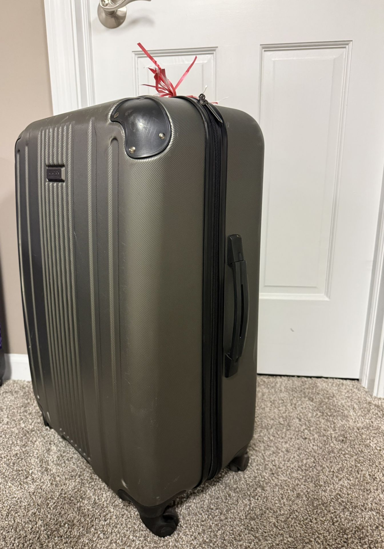Kenneth Cole Reaction Luggage