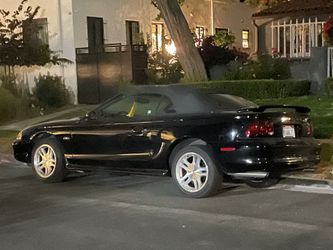 1998 ford mustang gt