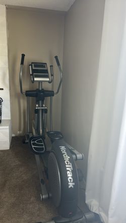 NORDIC TRACK ELLIPTICAL
