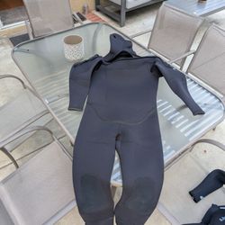 XL 5mm Wetsuit 
