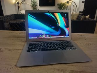 Apple MacBook Air 13 - OSX Sonoma 14, Office 365, Logic Pro, Final Cut, Final Draft 13, + More $180