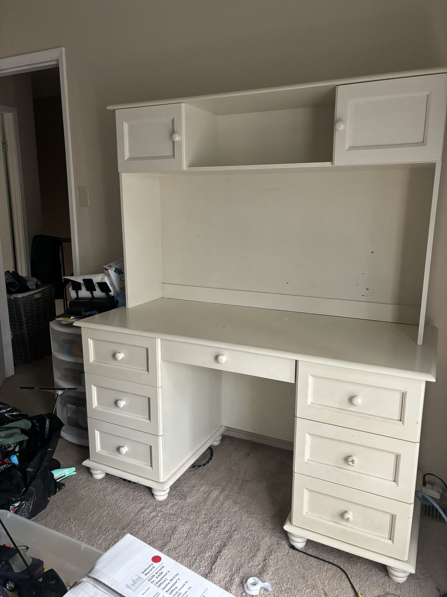 Used Desk With Detachable Hutch