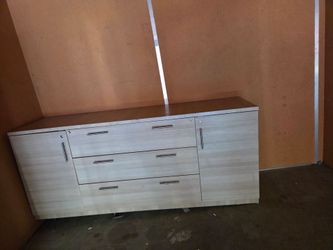 Office Cradenza