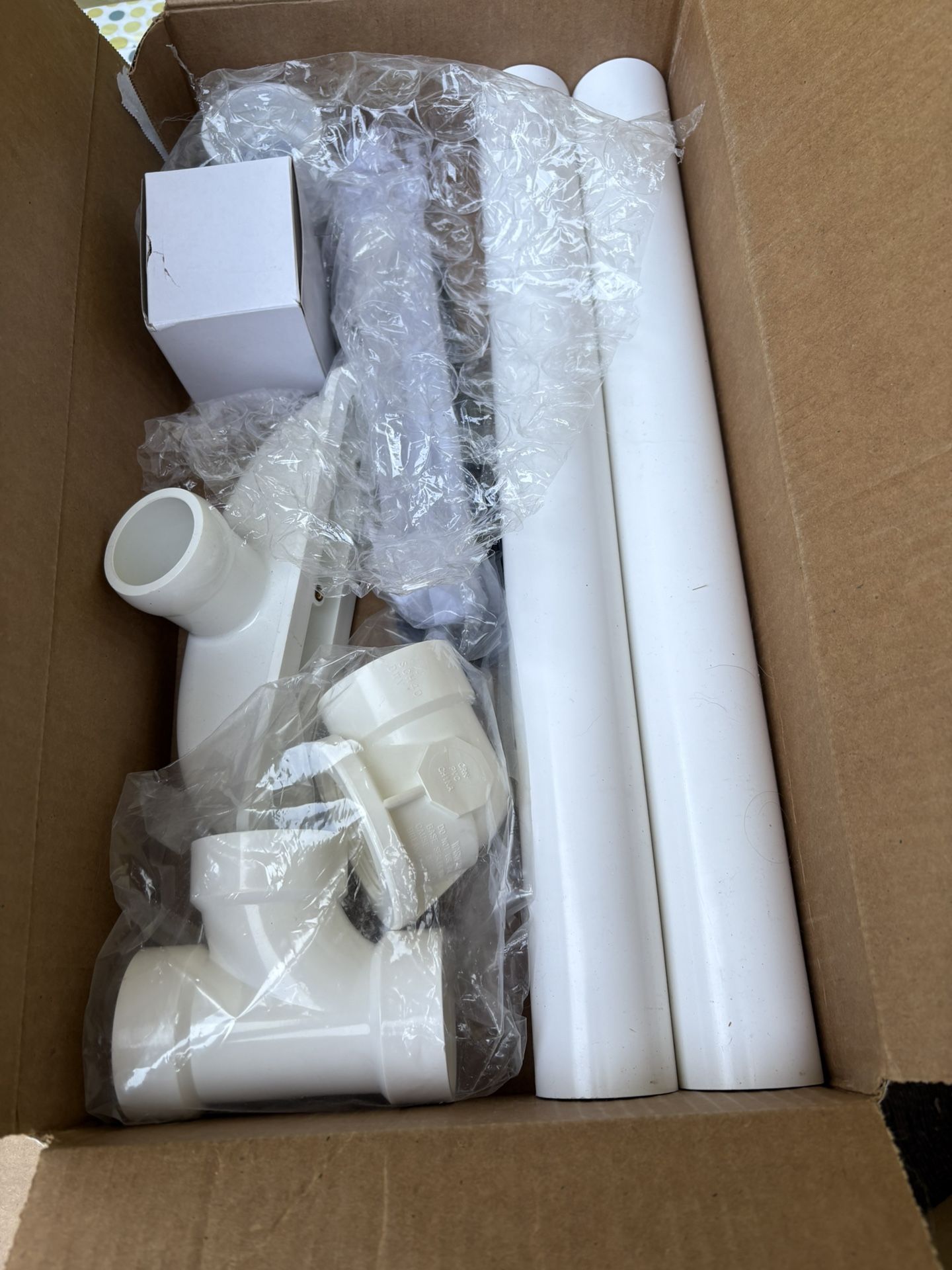 Kohl’s Clearly 1-1/2” Drain Kit