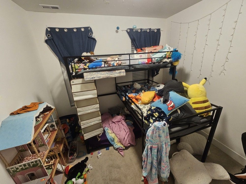 L- Shaped Triple Bunk Bed For Kids