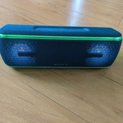 Sony SRS XB41  Bluetooth Speaker Like New