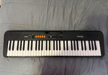 Piano keyboard