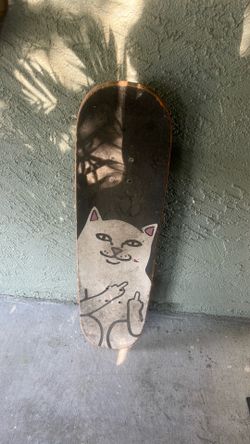 Skateboard