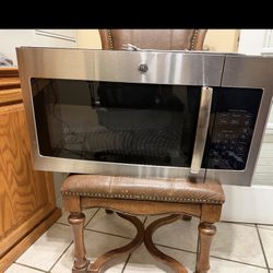 Over The Range Microwave 