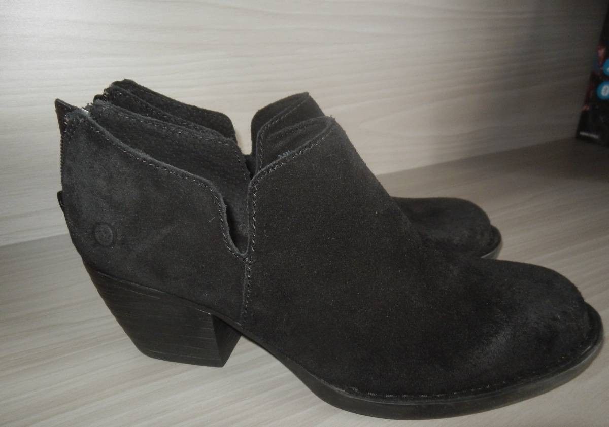 BORN Women's Black Leather Ankle Booties Size 7.5
