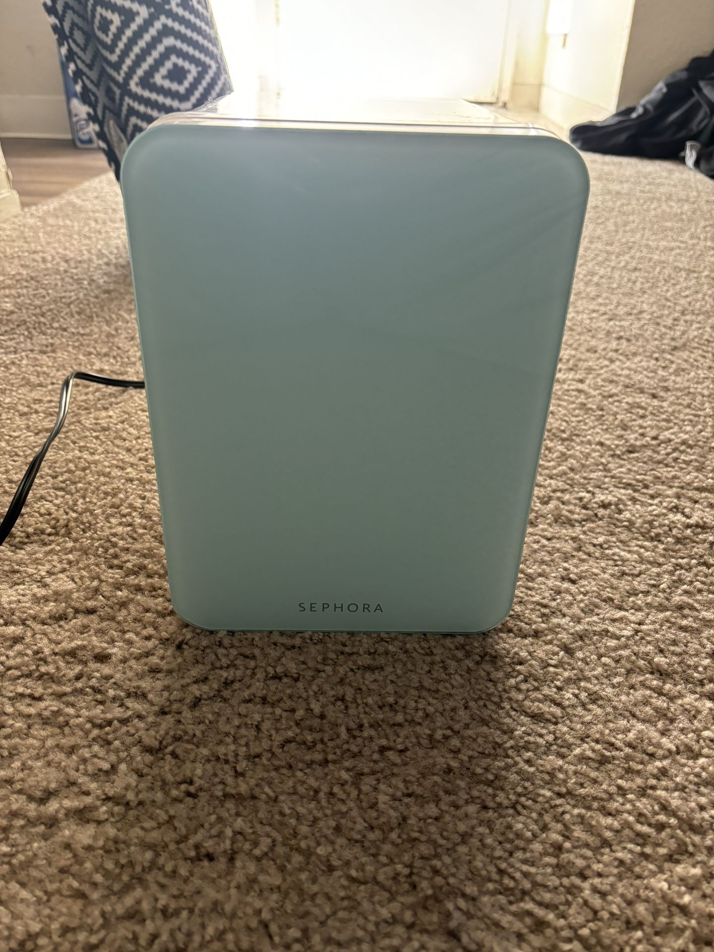 Sephora Mini Beauty Fridge