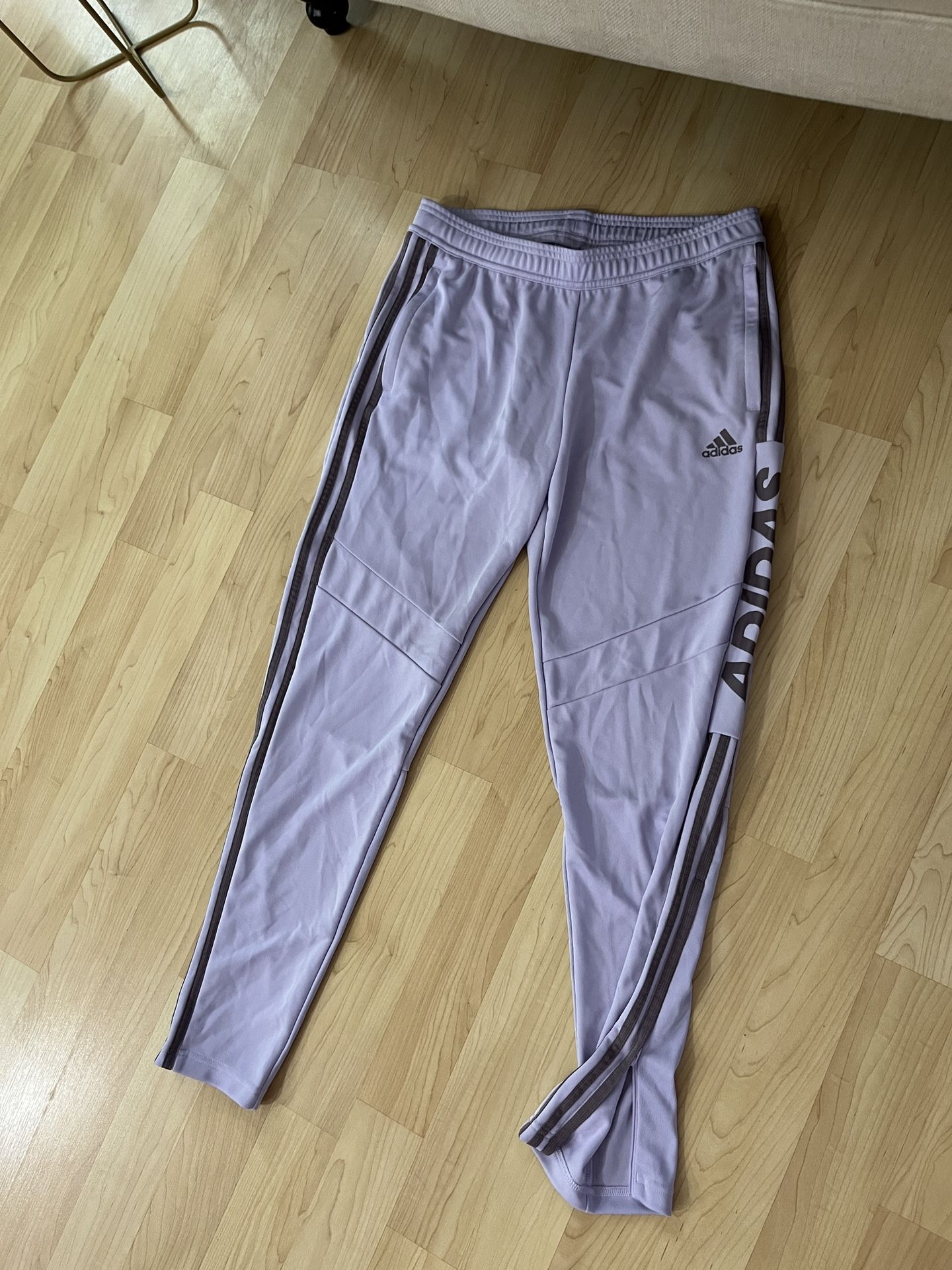 New Without Tags Adidas Women’s Medium Lavender Sweats Joggers