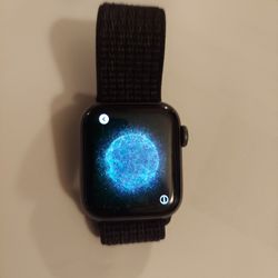 APPLE WATCH 6 SERIES... Excellent Condition