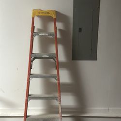 1 ladder of 6 feet