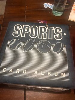 Sports Cards Binders Over 1000 Cards (Topps, Fleer, Panini, Upper Deck)