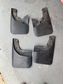 05-15 Tacoma mud flaps