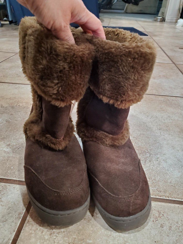 Fur Boots - Size 9